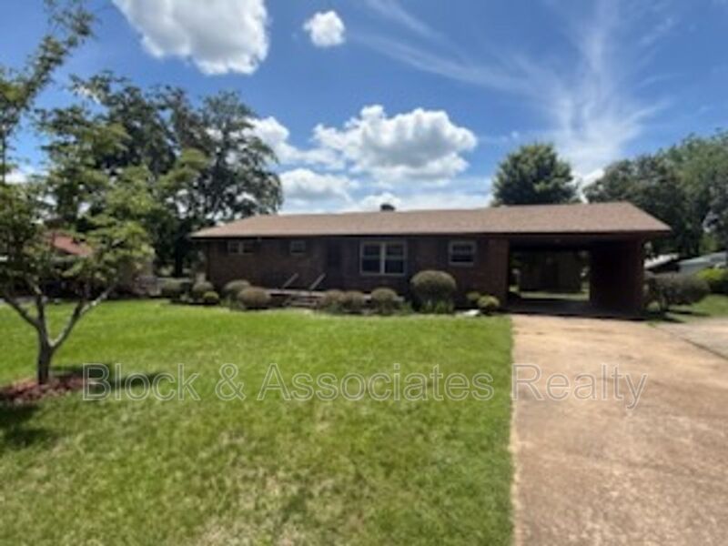 Randleman House: 304 Swaim St