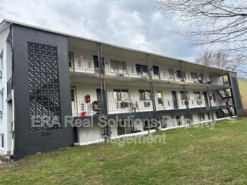 Columbus Condo: 3400 Camp Chase