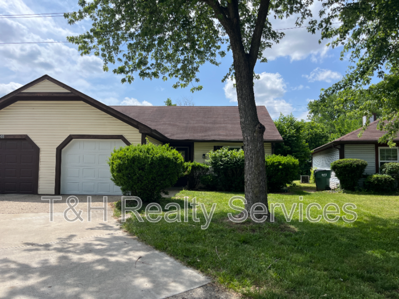 Speedway Condo: 1360 Norfolk Circle