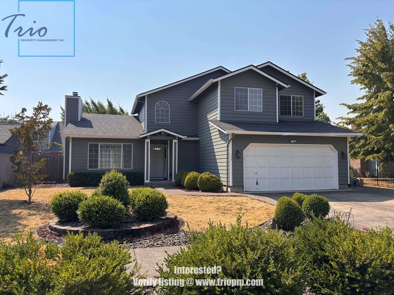 Eugene House: 694 Driftwood Drive