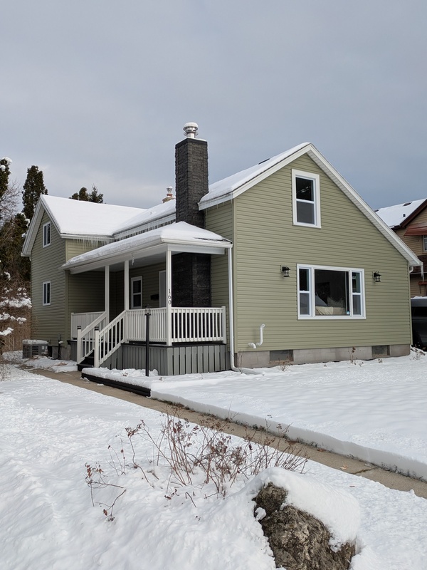 Sheboygan Falls House: 160 Guilford Street