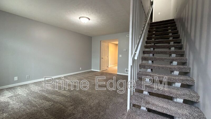 Lincoln House: 6235 Holdrege-B5