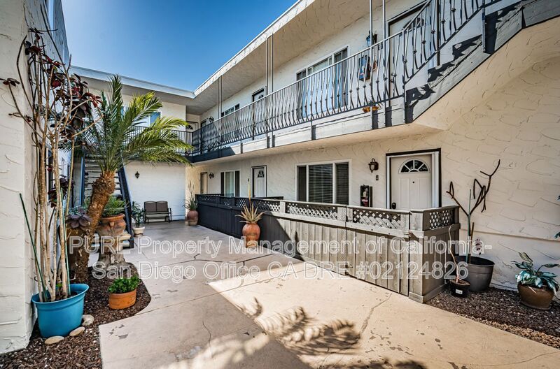 San Diego House: 3780 Swift Ave