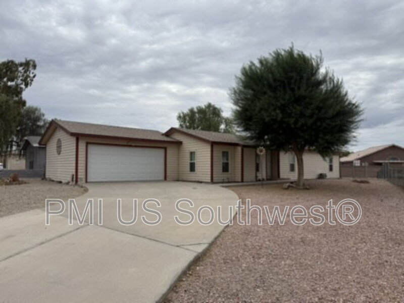 Fort Mohave House: 4818 Baronsgate Way