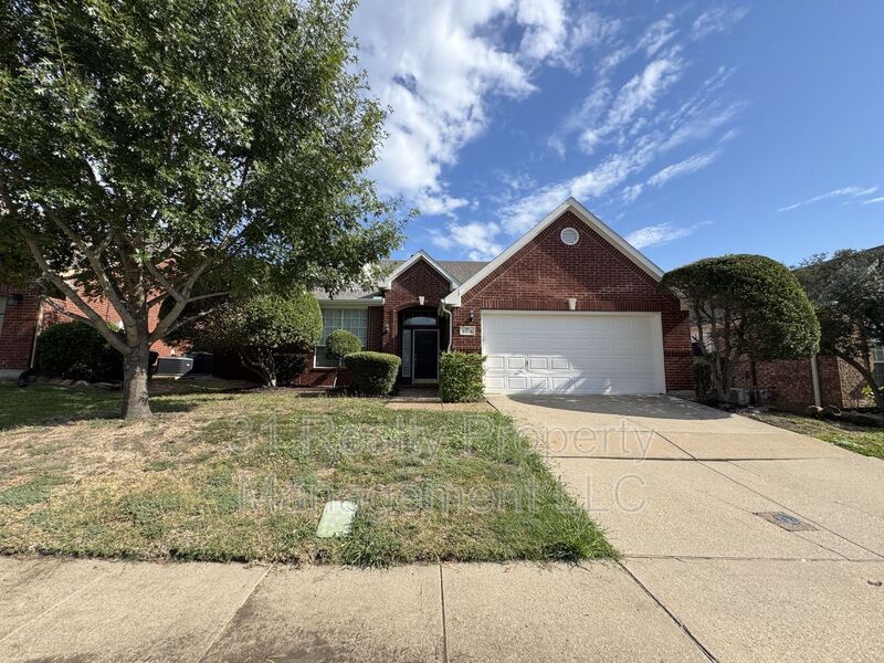 McKinney House: 5016 Grampian Way