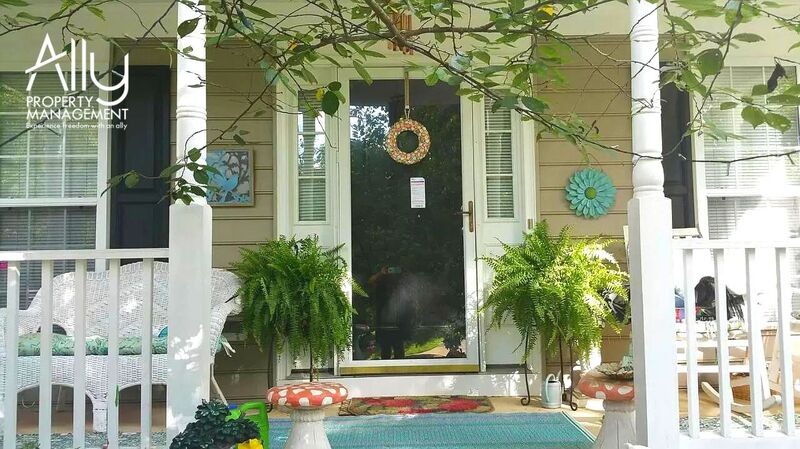 Charlottesville House: 1236 Raintree Drive