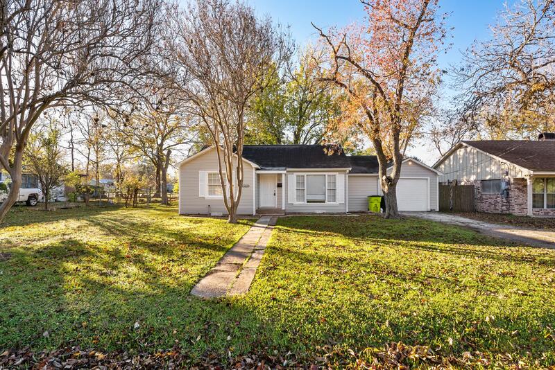 Rosenberg House: 1330 Leaman Avenue