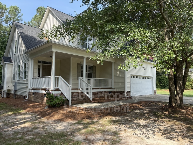 Angier House: 92 Bounty Circle