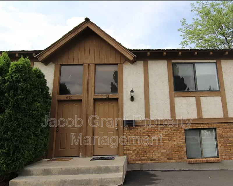 Idaho Falls House: 612 John Adams Court