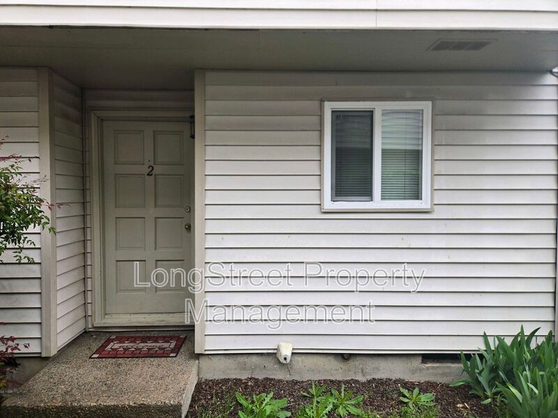 Corvallis Condo: 2145 NW Highland Dr