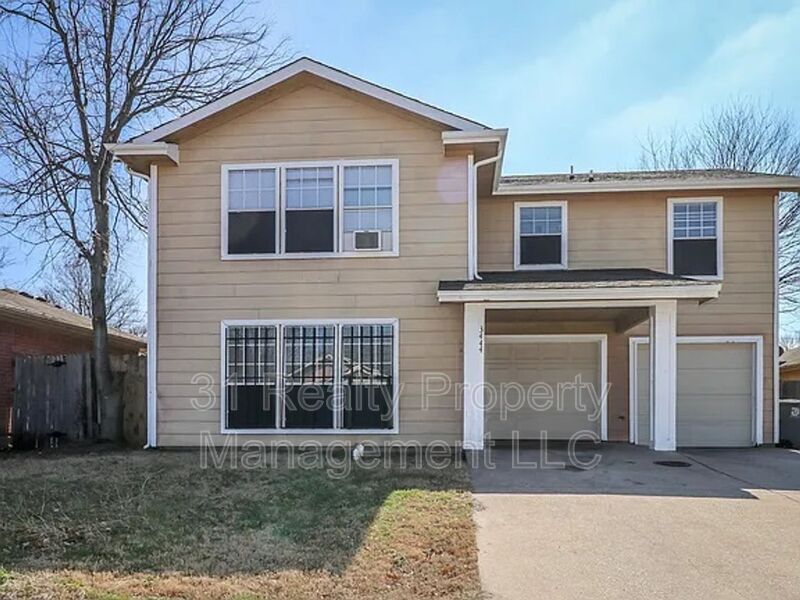 Dallas House: 3444 Pinebrook Drive