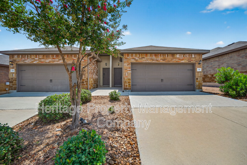 New Braunfels House: 139 Joanne Cove