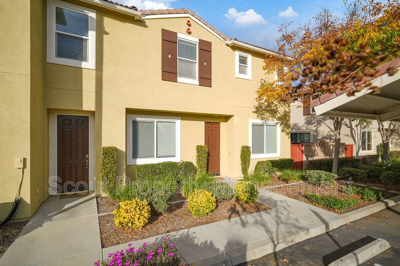 Murrieta Townhome: 35804 Alpental Lane;