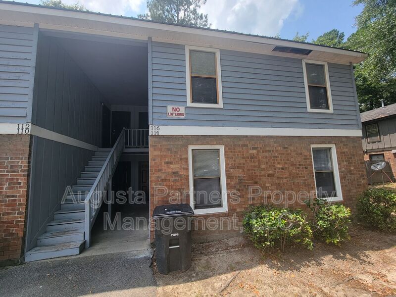 North Augusta House: 114 Chalet North Ct