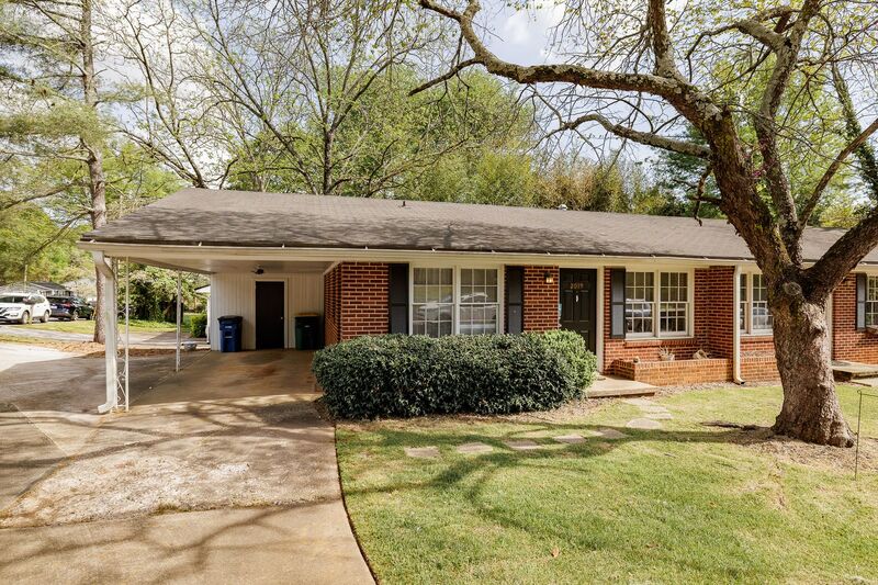 Athens House: 2019 S Lumpkin Street