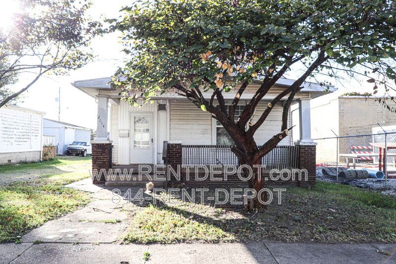 Evansville House: 2114 N. Fifth Ave.