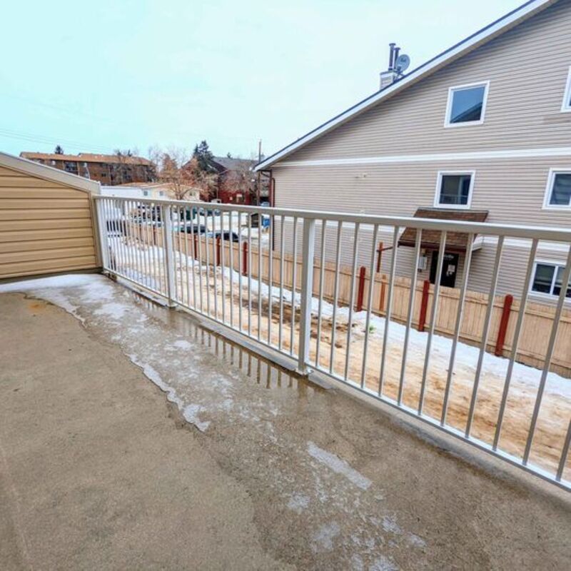 Edmonton Townhome: 10114 160 St NW