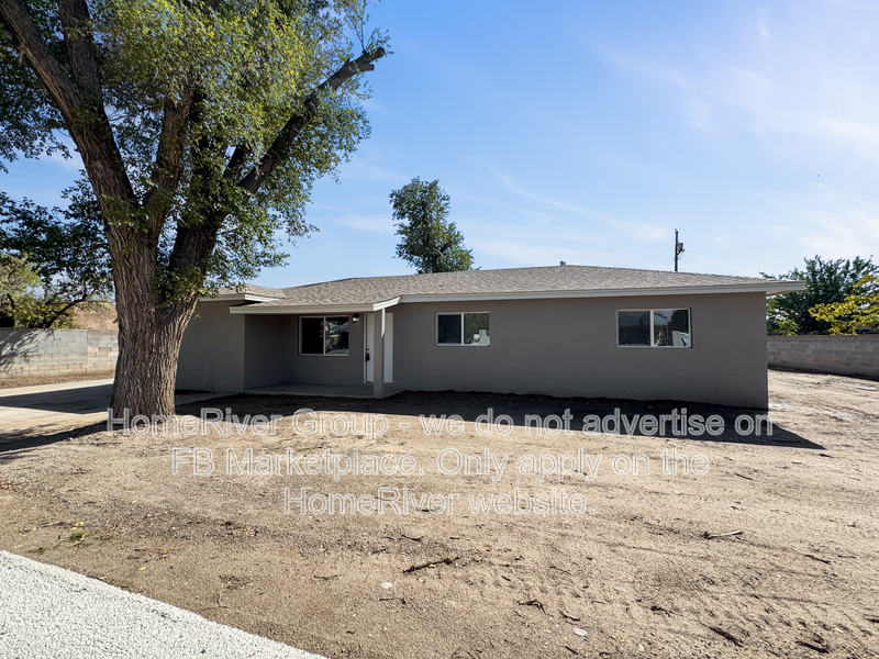 Albuquerque House: 1808 San Ygnacio Rd SW
