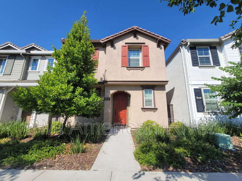 Sacramento House: 3805 Amelia Rose Way
