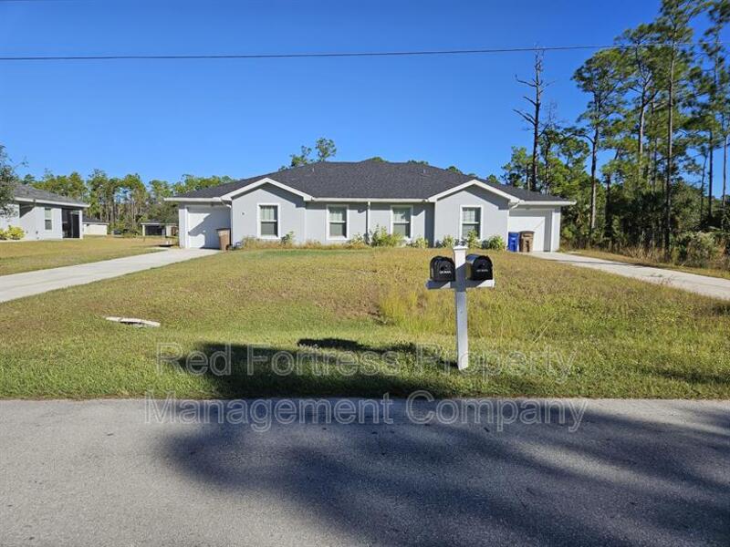 Lehigh Acres Condo: 1957 Laverna Ave