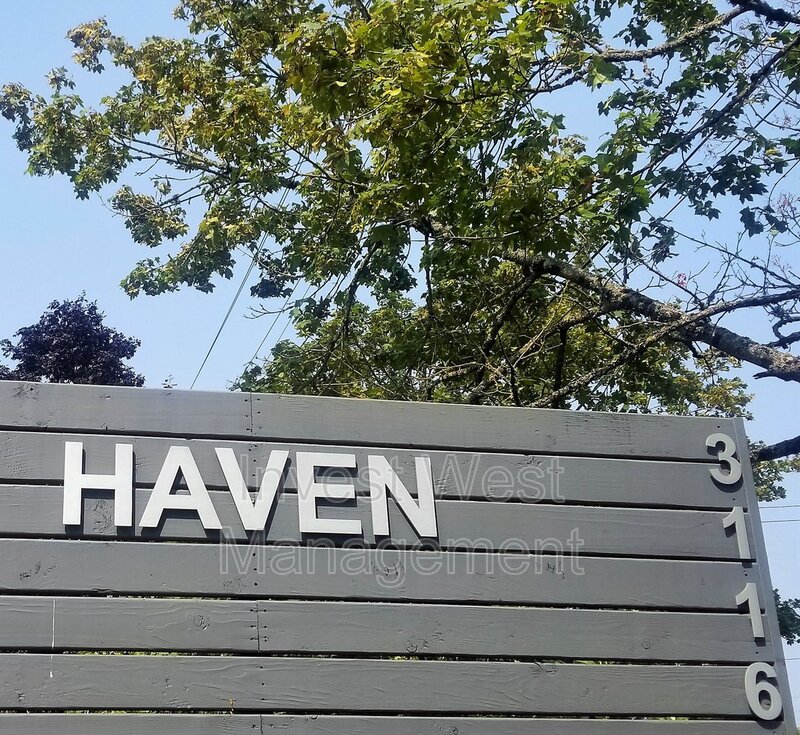 Vancouver House: 3116 Kauffman Avenue