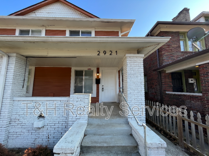 Indianapolis Condo: 2921 North Delaware Street