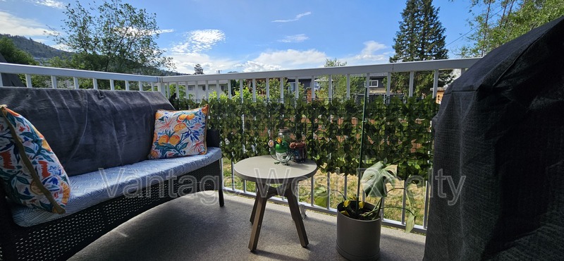 Kelowna Condo: 204-235 Husch Rd