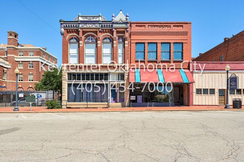 Guthrie Condo: 116 S 2nd St