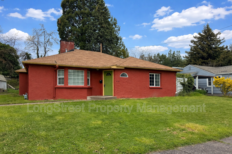 Corvallis House: 1012 NW 34th Street