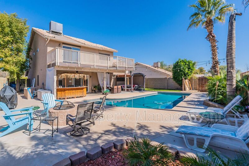 Phoenix House: 12238 S 45th St