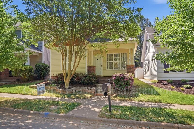 Charlotte House: 11355 Deer Ridge Ln