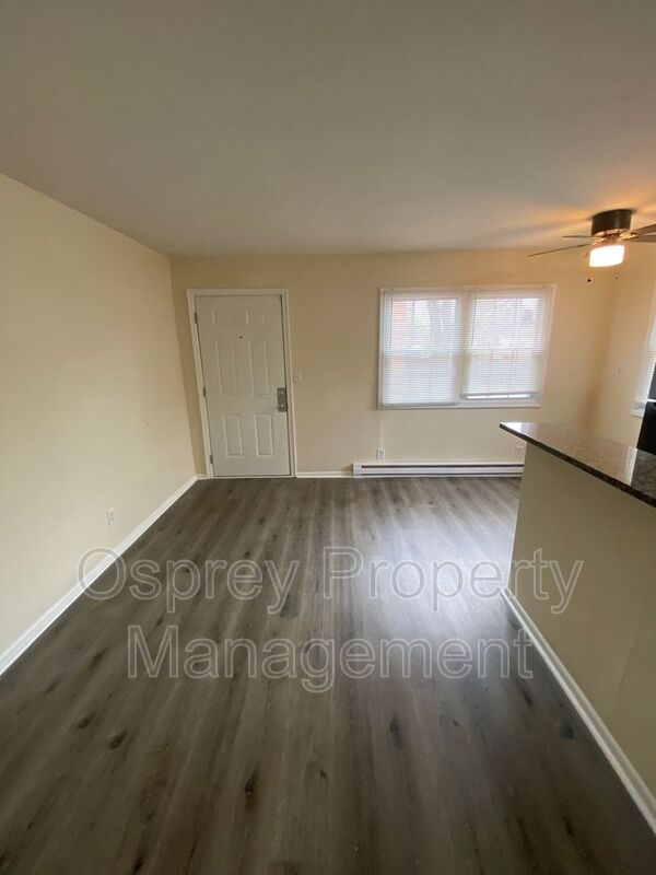 1 bedroom unit available - Photo 3