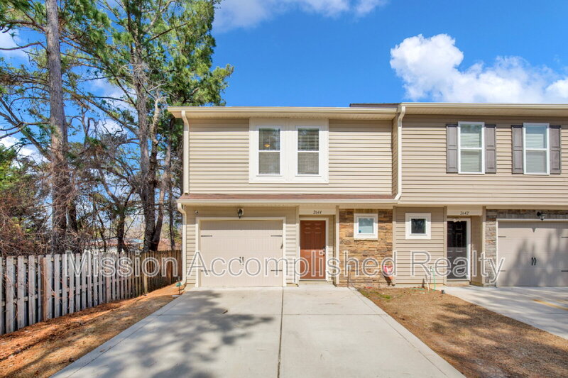 Fayetteville Townhome: 2644 Middle Branch Bend