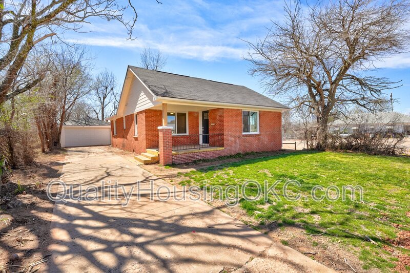 Oklahoma City House: 1216 Northeast 8th Street