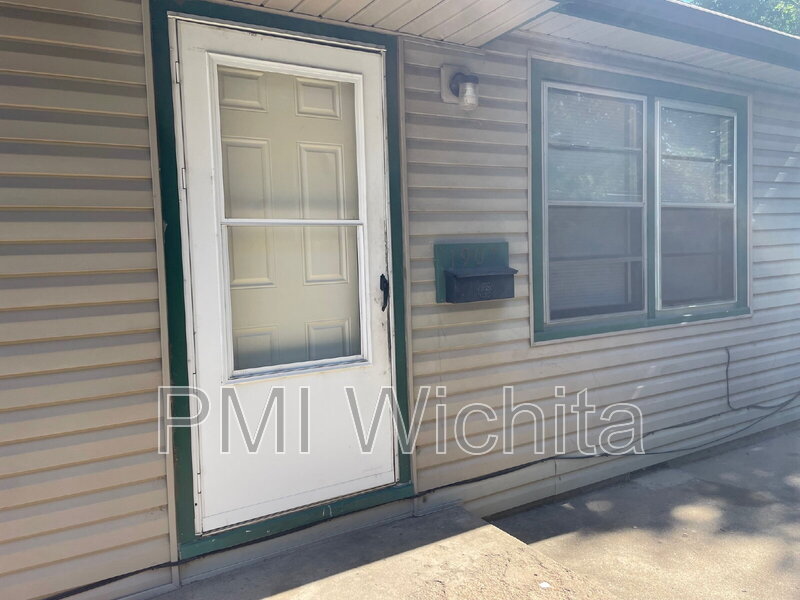 Wichita Condo: 1907 N Jeanette Ave