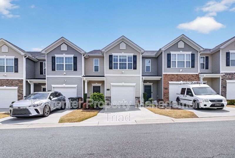Greensboro House: 3705 Nathans Way