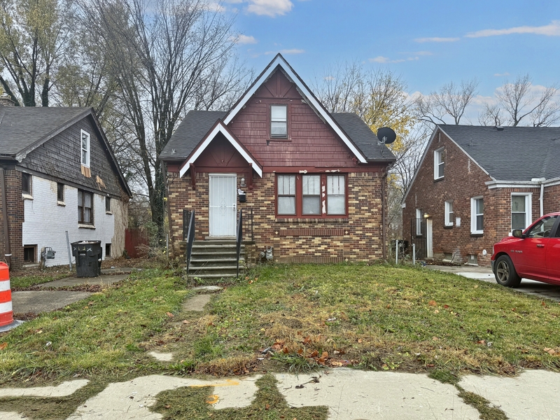 Detroit House: 9227 Grayton Street