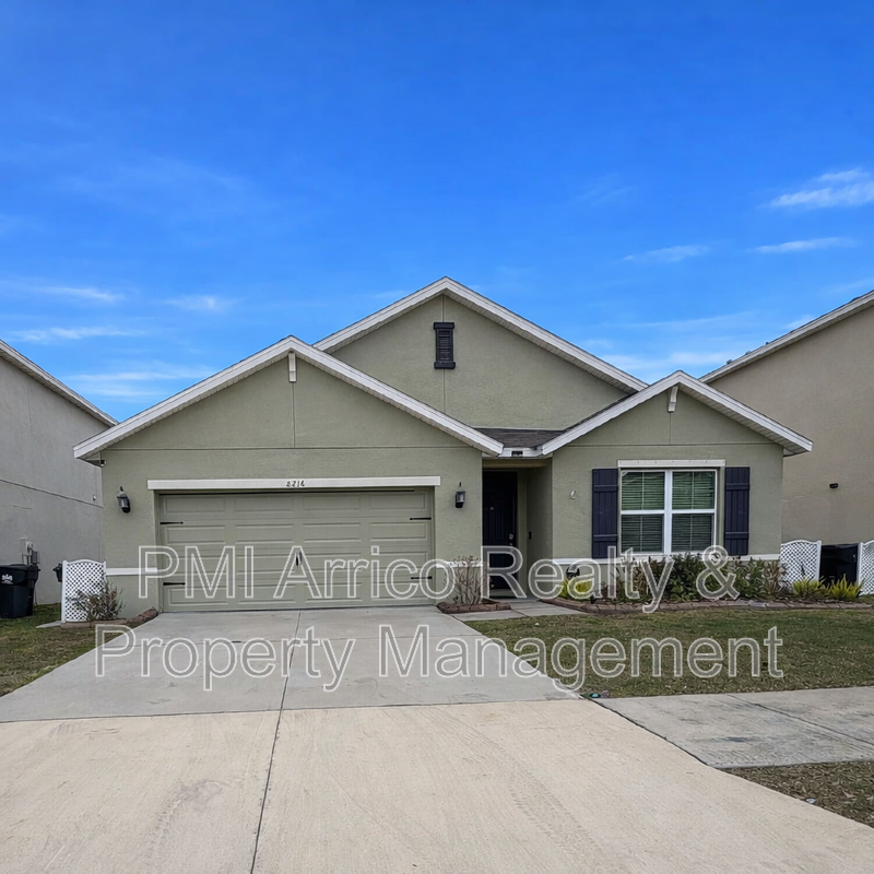 Gibsonton House: 8216 Bilston Village Lane