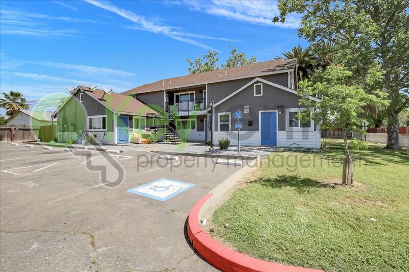 Sacramento House: 5700 Falconer Way