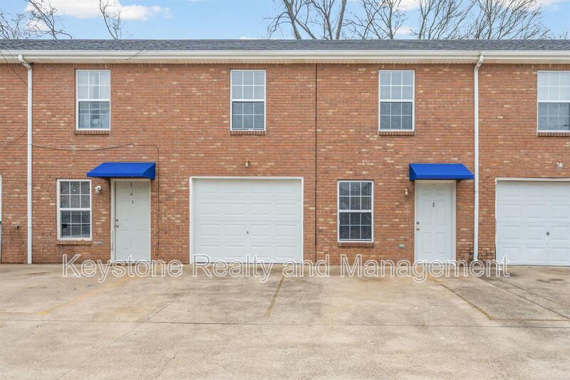 Unit A
Clarksville House: 3285 Tower Drive