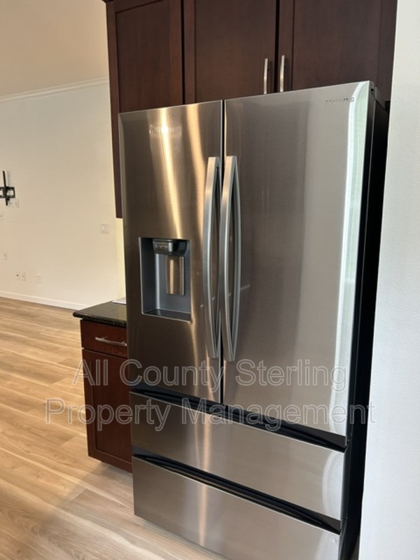 Main Rental Photo 9