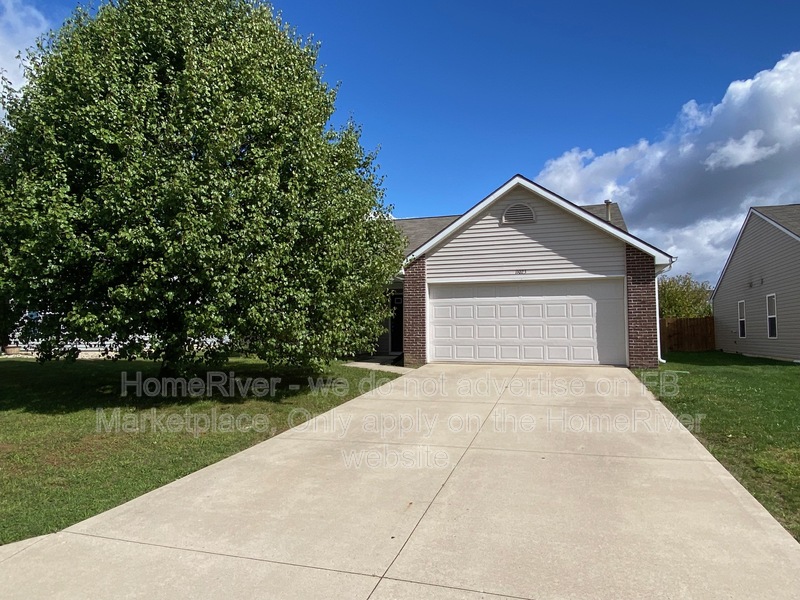 Roanoke House: 11023 Constantia Cv