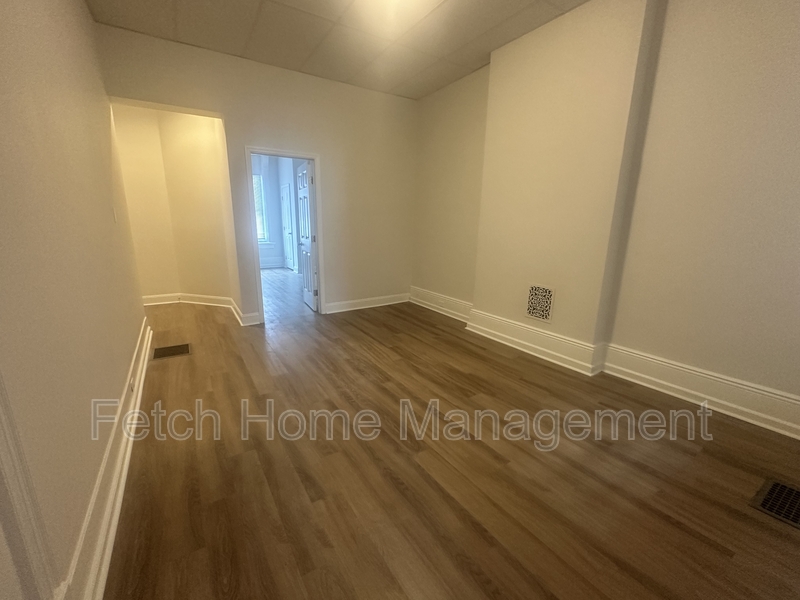 Lebanon Condo: 117 South 10th Street