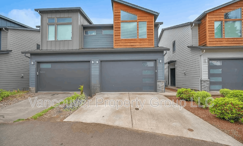 Vancouver Townhome: 4325 NE 87th St