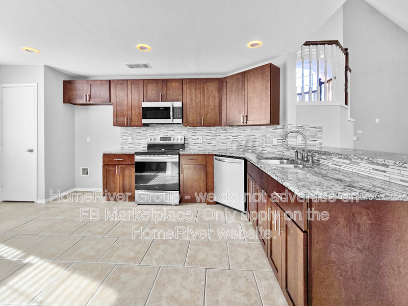 Irving House: 10424 Harris Ct