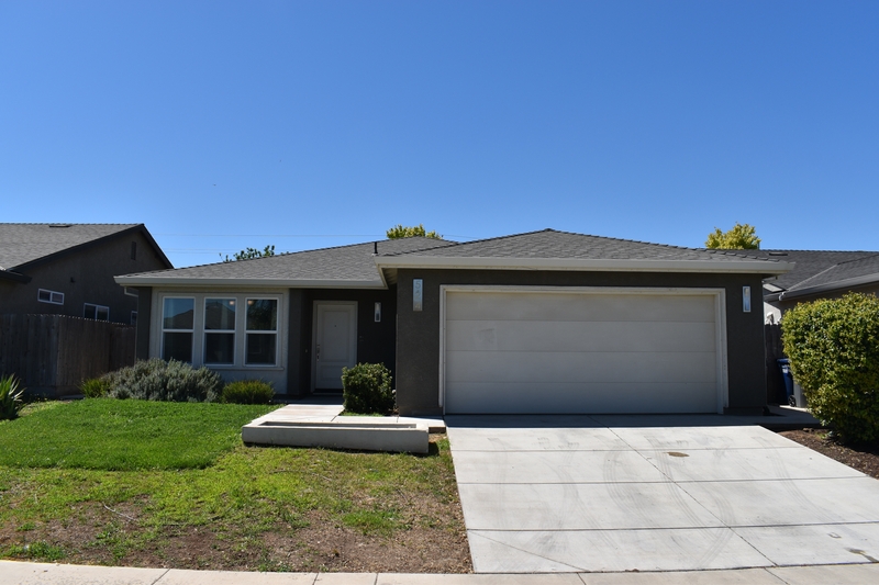 Merced House: 524 Janell Court