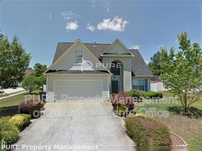Stockbridge House: 333 Summer Hill Cir