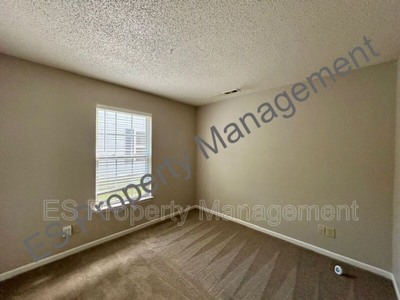 Beautiful 3 bedroom in Camby! - Photo 18