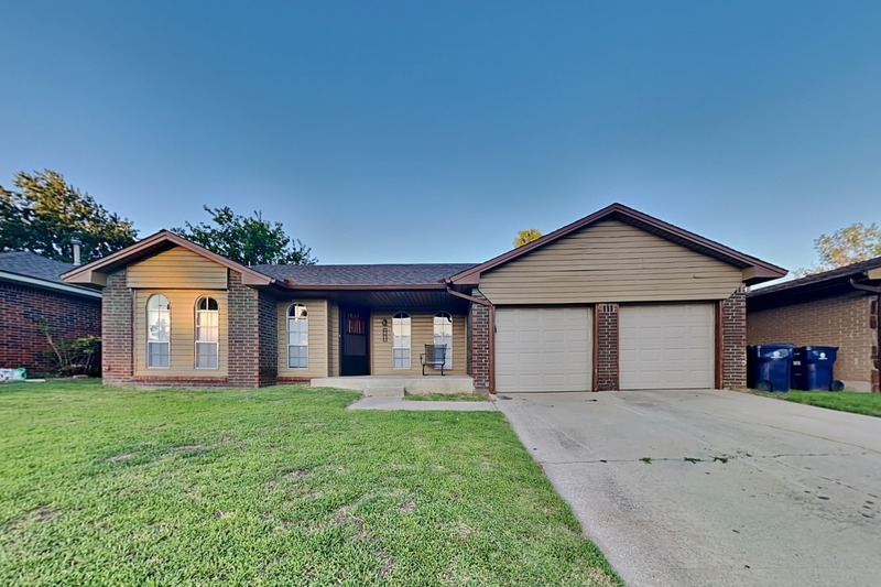 Oklahoma City House: 640 N Markwell Ave