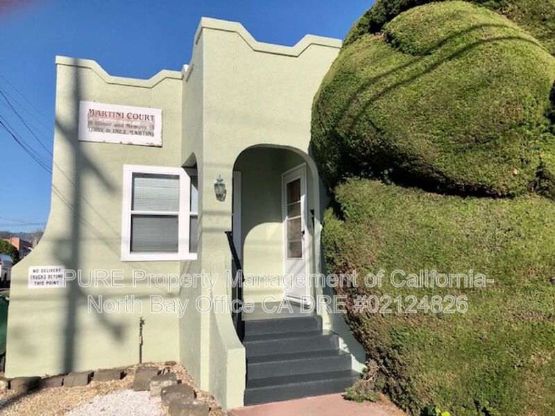 Petaluma House: 235 Wilson Street